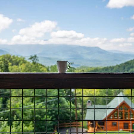 Mountain Mist Villa Гетлинбург Екстериор снимка
