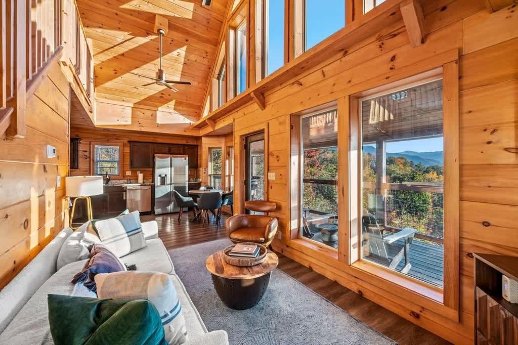 Mountain Mist Villa Гетлинбург Екстериор снимка