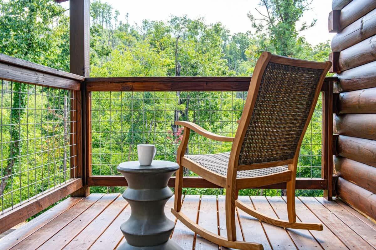 Mountain Mist Villa Гетлинбург Екстериор снимка