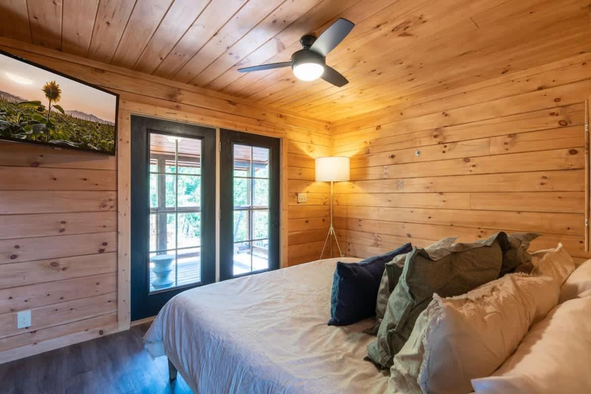 Mountain Mist Villa Гетлинбург Екстериор снимка