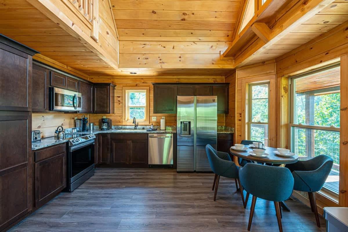 Mountain Mist Villa Гетлинбург Екстериор снимка